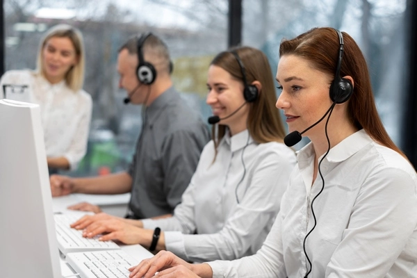 call-center AI de la StillCo